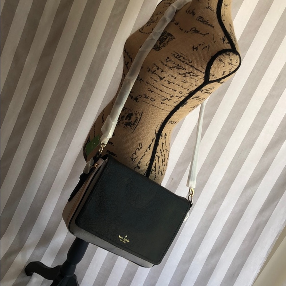 Kate Spade Cobble Hill Mayra Crossbody expandable - Picture 2 of 6